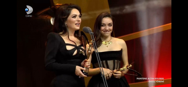 Ezgi Mola'nın Masumlar Apartmanı'ndan sonra psikolojisi mi bozuldu? Son halini gören hayranları dehşete düşüyor - Resim: 6