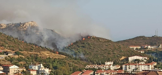 Datça'da yürekler ağza geldi! Yerleşim yerleri tehdit eden yangın saatler sonra kontrol altına alındı - Resim: 1