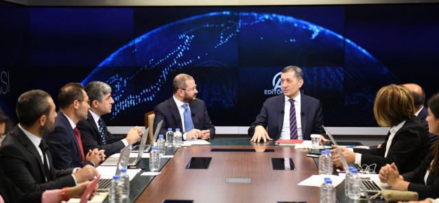 Uzaktan eğitim kaçta başlayacak, nerede olacak, kaç dakika sürecek, nasıl olacak ? - Resim: 0