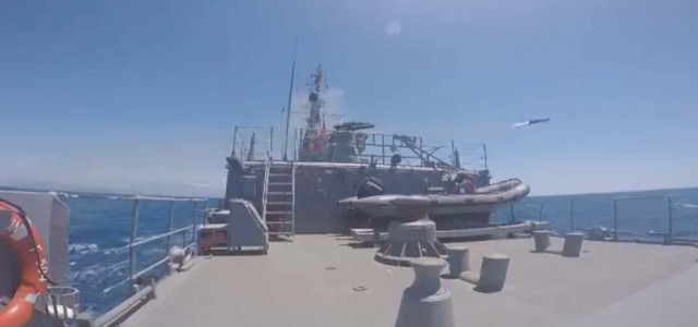 L-UMTAS füzesi hedefi tam isabetle vurdu - Resim: 0