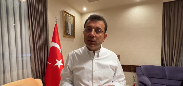 Ekrem İmamoğlu'ndan saldırı açıklaması! Fotoğrafı gösterdi: 'Şu çocuğu polis koruyamadı' - Resim: 1