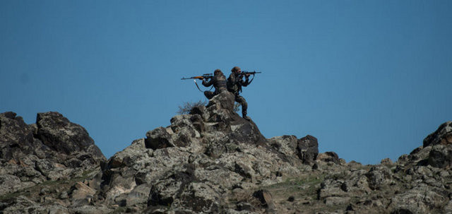 Özel Harekat Timi dağlarda... - Resim: 3