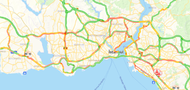 İstanbul'da kar başladı tatille birlikte trafik kilit İşte son durum - Resim: 1
