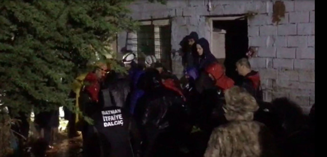 Son dakika! Türkiye'yi fırtına ve sağanak vurdu! 9 kişi öldü, 11 kişi kayıp! Okullar tatil edildi... - Resim: 2