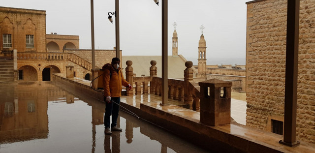 Mardin'de kiliseler Corona virüs nedeniyle ayinlere ara verdi - Resim: 1