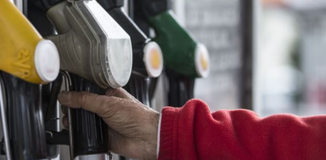 Petrol 100 doları aştı akaryakıta yeni zam! Depoları doldurmak için acele edin - Resim: 0