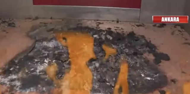 Bu apartmandakiler korku içinde yaşıyor! "Acaba bugün ne olacak" diye eve geliyorlar! Kundakçı kim? - Resim: 2