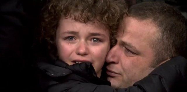 Ünlü Oyuncu Aybars Kartal Özson, derbide gözyaşlarına boğuldu - Resim: 1