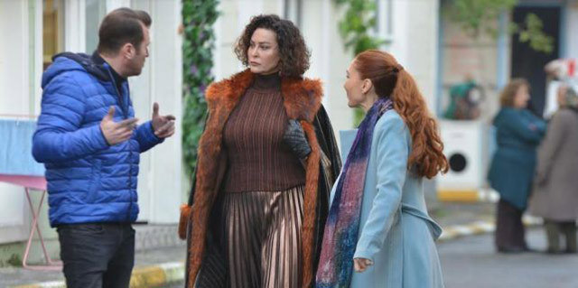 Kurtlar Vadisi'nin yıldızı Erkenci Kuş'ta! Yer yerinden oynayacak - Resim: 2