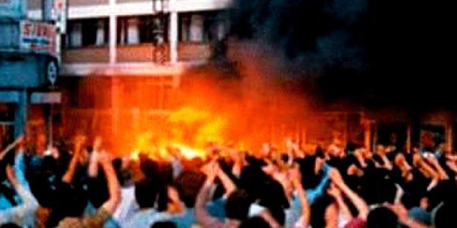 2 Temmuz'da ne oldu Sivas Katliamı nedir Madımak Oteli olayı - Resim: 3