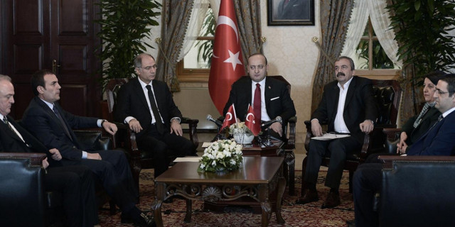 Dolmabahçe mutabakatı Erdoğan oturma planını A4'e çizdi iddiası Hadi Özışık işin aslını açıkladı - Resim: 0