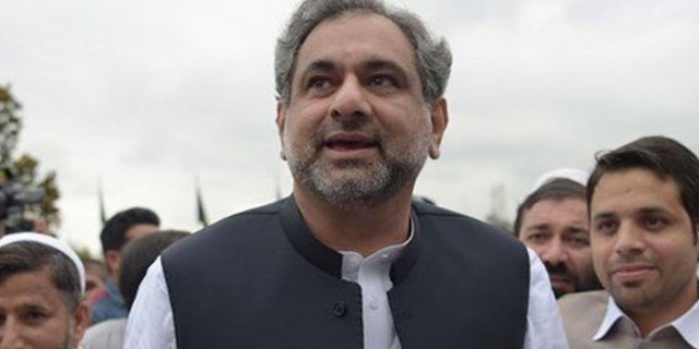 Pakistan'da eski başbakan Abbasi idam mahkumlarıyla aynı koğuşa konuldu - Resim: 0