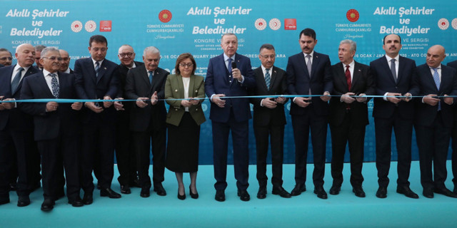 Bakan Murat Kurum yüzüne bakarak dedi! Ekrem İmamoğlu toplantıyı terketti - Resim: 2