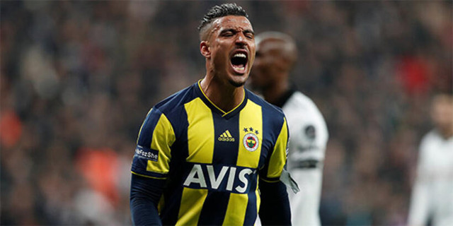 Fenerbahçe'de son dakika gelişmesi! Nabil Dirar kadrodan çıkarıldı - Resim: 0