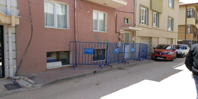 Eskişehir'de bir bina karantinaya alındı 2 vaka var - Resim: 0