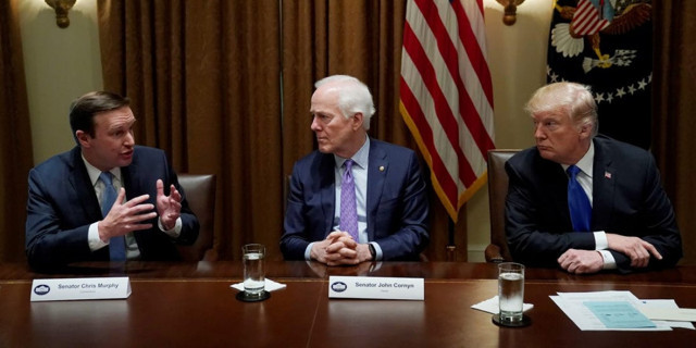 Demokrat Senatör Chris Murphy: BAE, geçmişte aşırılık yanlısı gruplara silah sağladı - Resim: 0