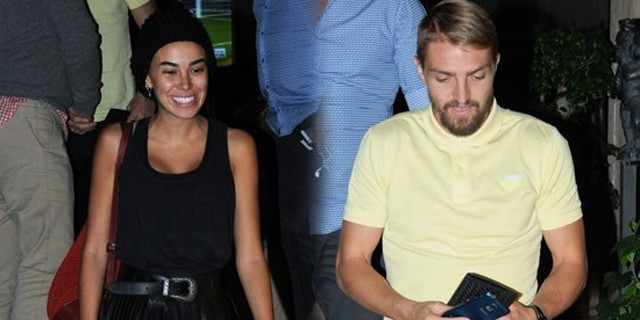 5 dakikada güle oynaya boşandılar - Resim: 1