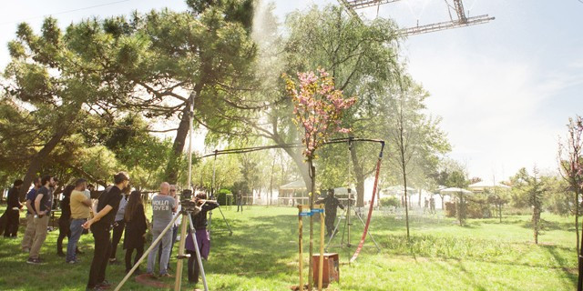 Hadise başından aşağıya maden suyu dökülerek sırılsıklam oldu - Resim: 4