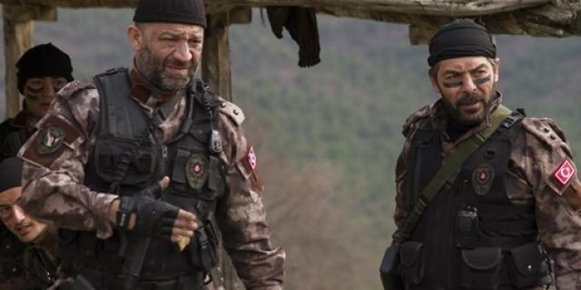 Mesut komiser ölüyor mu 'Arka Sokaklar'ın 434. bölümde neler oluyor? - Resim: 4