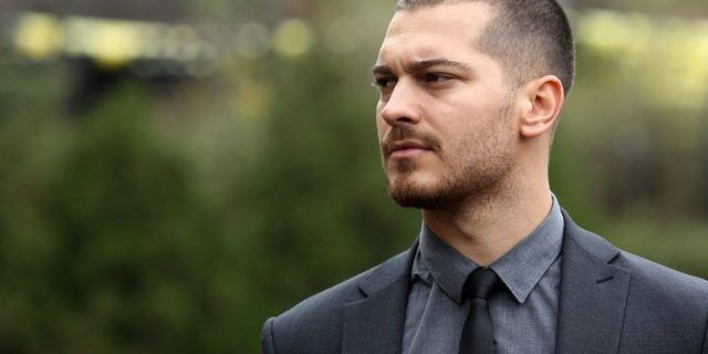 Çağatay Ulusoy yerine Kerem Bursin mi? - Resim: 2