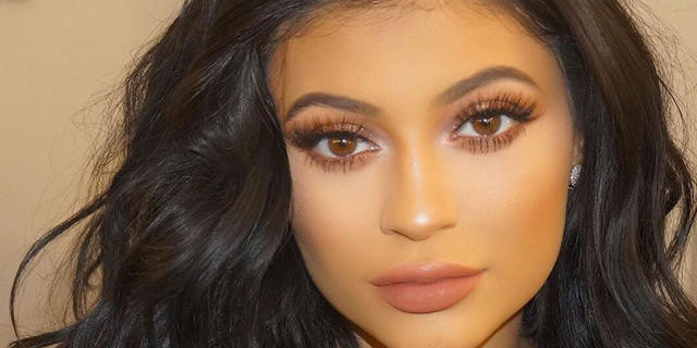 Kylie Jenner, Mark Zuckerberg'in rekorunu kırdı - Resim: 4