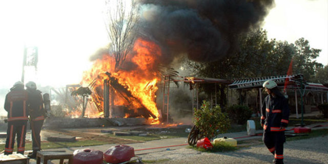 Küçükçekmece'de gergin anlar - Resim: 2