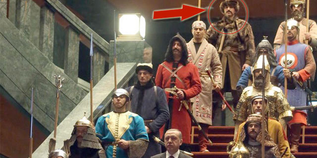 Saray'daki 16 asker neyi temsil ediyor? - Resim: 3