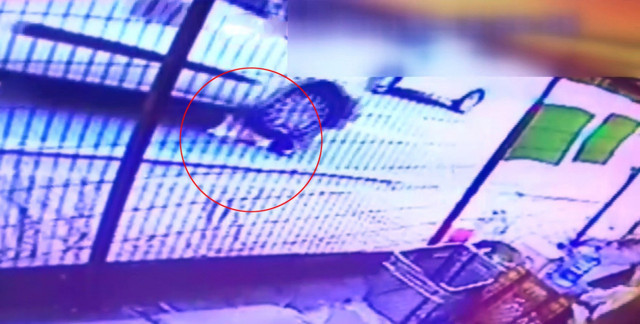 Esenyurt’ta arabanın ezdiği minik Zeynep’in ölümden mucizevi kurtuluşu - Resim: 0