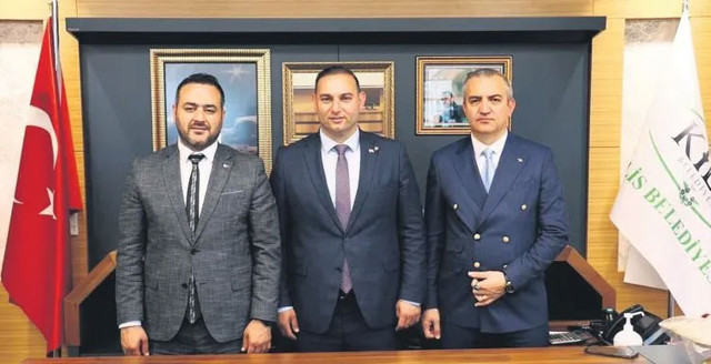 CHP'li Kilis Belediye Başkanı eniştesini yardımcı olarak atadı - Resim: 0