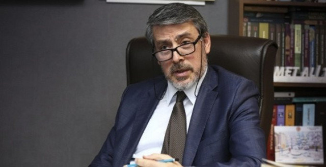 İstifa furyası sürüyor! Eski Ak Parti milletvekili Pulcu Ahmet Davutoğlu'nun safına geçti - Resim: 0