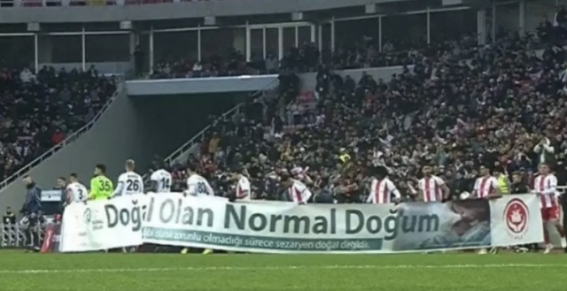 Sivasspor'un pankartı gündem oldu! Sağlık Bakanı Memişoğlu'ndan açıklama - Resim: 0