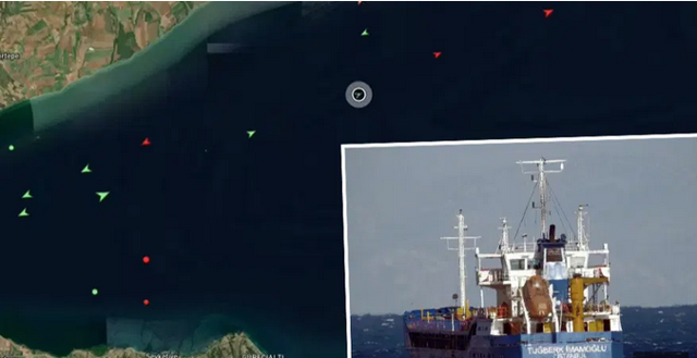 Silivri açıklarında iki gemi çarpıştı: 10 mürettebatla irtibat kesildi - Resim: 1