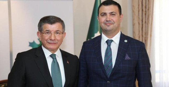 Mardin Kızıltepe'de AK Partili başkan ve 14 üye Gelecek Partisi’ne geçti - Resim: 0