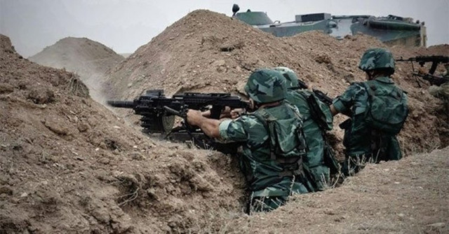 Azerbaycan Ermeni ordusunu darmaduman etti! Kitlesel firarlar başladı - Resim: 0