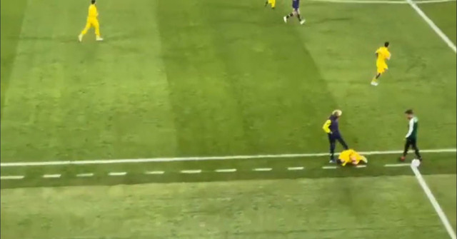 Jorge Jesus, İbrahim Yılmaz'a tekme attı, sosyal medya ayağa kalktı: "Fatih Terim yapsa idam edilmişti" - Resim: 1