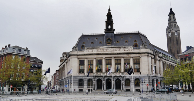 Dünyanın en çirkin şehri olarak biliniyordu: Şimdi turistler akın ediyor - Resim: 1