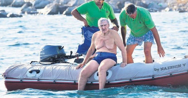 Rahmi Koç geleneği bozmadı! Denizin keyfi gün batarken çıkar! - Resim: 1