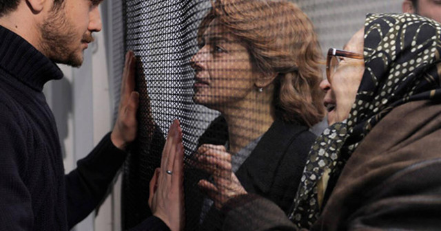 Öyle Bir Geçer Zaman Ki'nin Cemile'si Ayça Bingöl'ün yeni tarzı şaşırttı! "Ne yaptın sen kendine Cemile" - Resim: 4