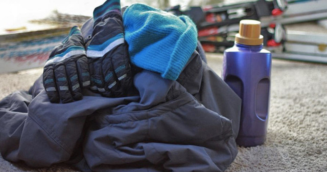 Siyah kıyafetleri atmayın ilk günkü gibi olması için bunu deneyin! - Resim: 1