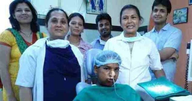 Burnundan diş çıktı ağzında ise... - Resim: 4