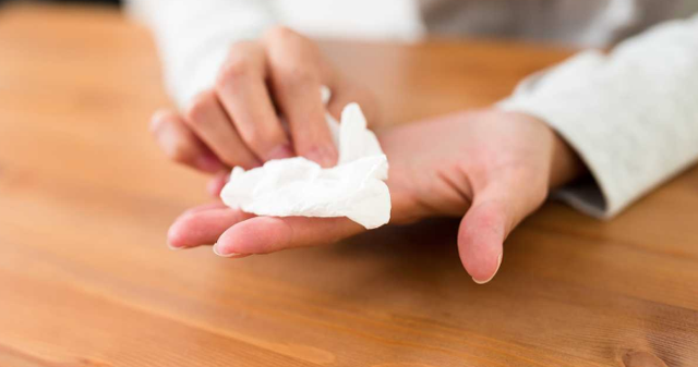 Aşırı terlemenin tedavisi nedir ameliyat mı olmak gerekiyor? - Resim: 1