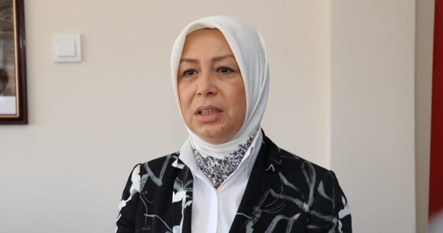 AK Partili Öznur Çalık’tan Meral Akşener’e zor sorular! Neden sesiniz çıkmadı - Resim: 1