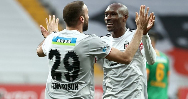 Beşiktaş'tan Atiba için tarihi karar: İstediğin zaman... - Resim: 0