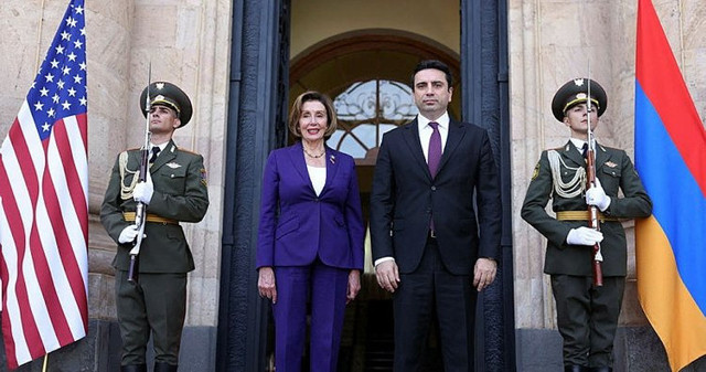 Pelosi'den skandal çıkış! Ermenistan'da ağlayıp "Sorumlusu Azerbaycan ve Türkiye" dedi - Resim: 2