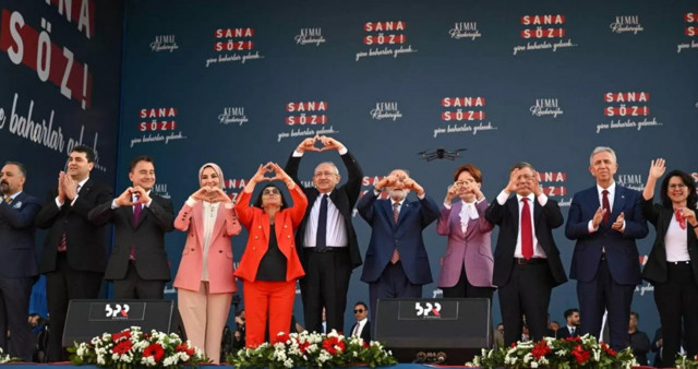 Yılmaz Özdil isyan etti! CHP'ye İzmir mitingi tepkisi: Ahmet Davuoğlu ve Ali Babacan'a ateş püskürdü! - Resim: 0