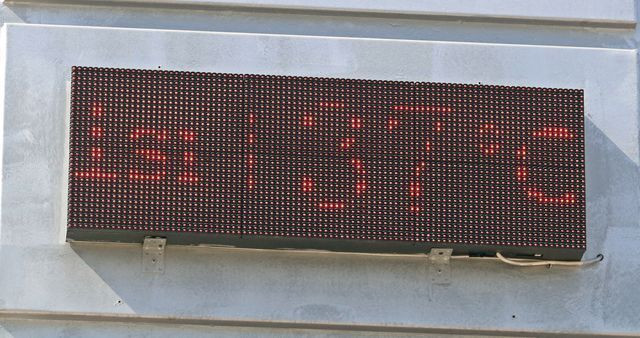 Antalya'da koronavirüsü unuttular! Tatilciler sahillere akın etti - Resim: 2