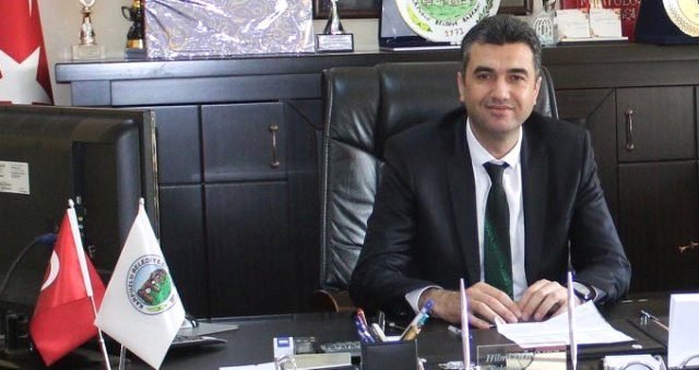 Aydın Karpuzlu belediyesinin anket şirketine devasa borcu isyan ettirdi - Resim: 0