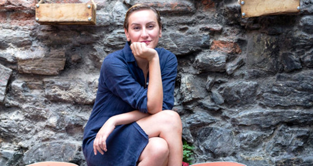 Meriç Acemi kimdir yaşı kaç Aşk 101 senaristi Meriç Acemi dizileri - Resim: 1