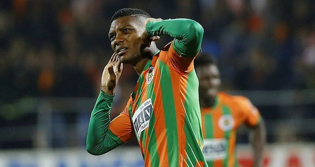 Sergen Yalçın kararını verdi! 3 ismin bileti kesildi - Resim: 0