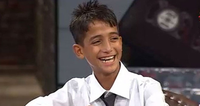 Fotoğraftaki çocuğu tanıdınız mı? Müslüm Gürses'in gençliğini canlandırıyor - Resim: 3